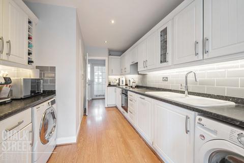 68 Nelson Road, Rainham, RM13 8AL