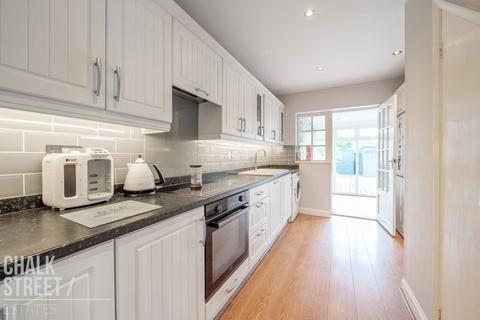 68 Nelson Road, Rainham, RM13 8AL