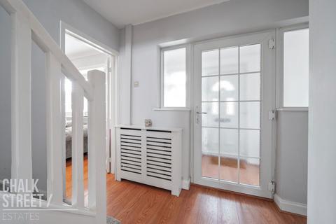 68 Nelson Road, Rainham, RM13 8AL