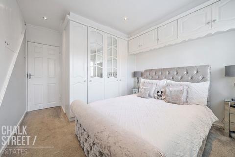 68 Nelson Road, Rainham, RM13 8AL