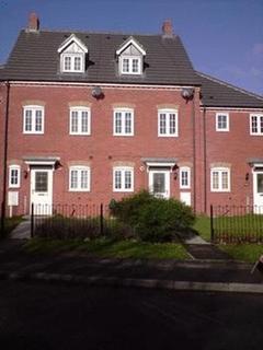 3 bedroom terraced house to rent, Ravenstone Court, Nottingham