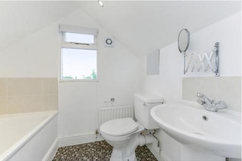 1 bedroom flat to rent, Mount Avenue, W5