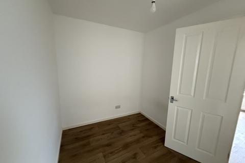 1 bedroom flat to rent, The Oaks, Southampton SO19