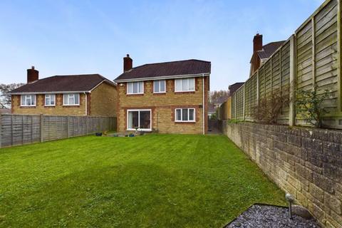 4 bedroom detached house for sale, 30 Watercombe Heights, off West Coker Road, Yeovil