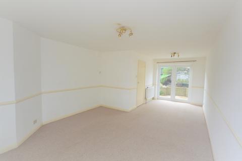 3 bedroom end of terrace house to rent, Sandcroft Avenue, Ryde