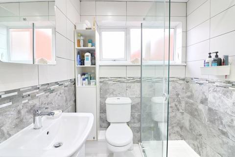 15 Tintern Avenue, Astley, Manchester, M29 7WL