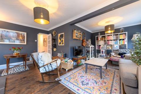 242 Melksham Road, Holt, Trowbridge, BA14 6QW