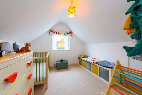 242 Melksham Road, Holt, Trowbridge, BA14 6QW