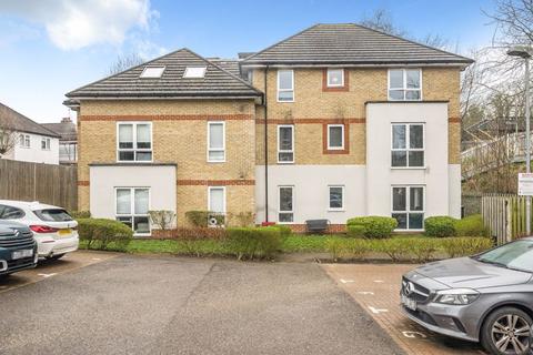 1 bedroom apartment for sale, Hadleigh Grove, Coulsdon CR5