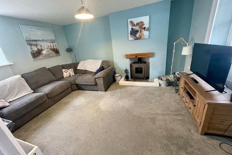 3 bedroom end of terrace house to rent, Grenville Road, Lostwithiel PL22