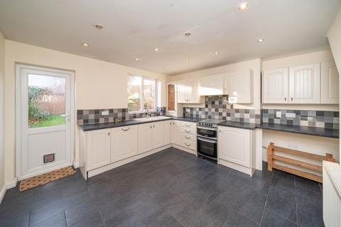 2 bedroom semi-detached house for sale, Bowling Green Road, Stourbridge DY8