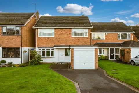 3 bedroom detached house for sale, Cranham Drive, Kingswinford DY6