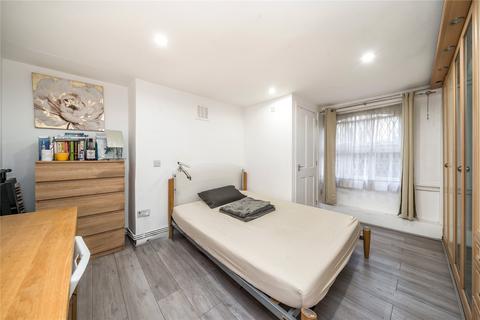 3 bedroom apartment for sale, London SW9