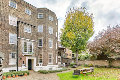 3 bedroom apartment for sale, London SW4