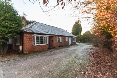 3 bedroom bungalow to rent, Newfield Lane, South Cave, Brough, East Yorkshire, HU15