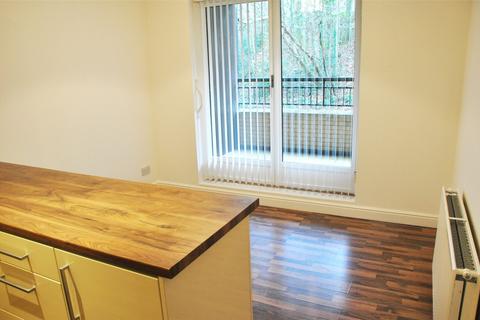 2 bedroom flat to rent, Millersneuk Court, Lenzie, Glasgow, G66