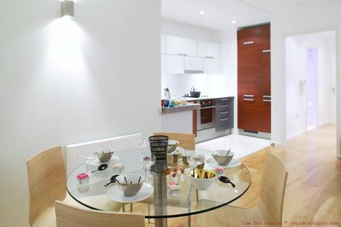 2 bedroom flat to rent, Lumiere Building, 398 City Road East, Southern Gateway, Manchester, M15