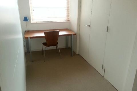 2 bedroom flat to rent, Lumiere Building, 398 City Road East, Southern Gateway, Manchester, M15