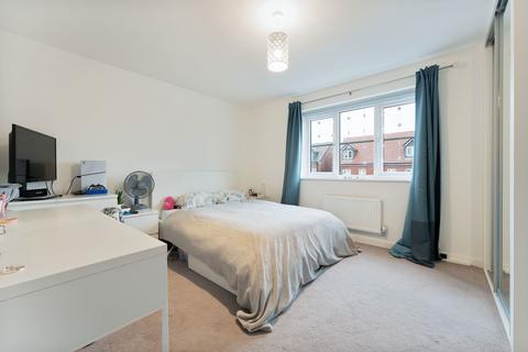 113 Adlam Way, Salisbury, SP2 9FA
