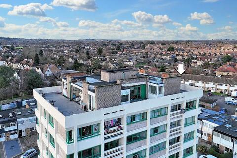 2 bedroom flat for sale, Bedford MK41