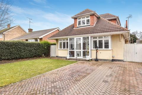 3 bedroom detached house to rent, Owlsmoor Road, Owlsmoor, Sandhurst, Berkshire, GU47