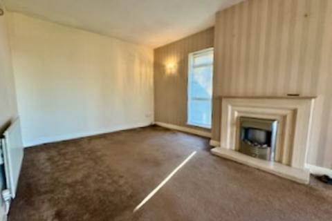 2 bedroom apartment to rent, Earlsheaton, Dewsbury WF12