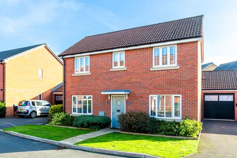 3 bedroom detached house for sale, Acorn Way, Hardwicke, Gloucester, Gloucestershire