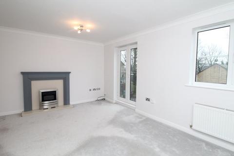 3 bedroom townhouse for sale, Mayhall Avenue, East Morton, Keighley, BD20