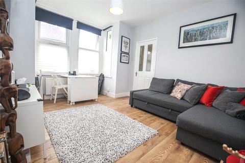 2 bedroom apartment to rent, Balfour Road, London, SE25