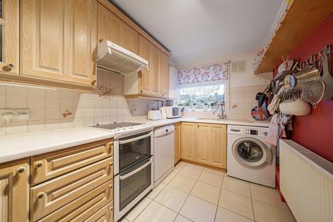 3 bedroom end of terrace house for sale, Knoll Crescent, Northwood, Middlesex