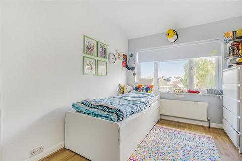 85 Kentons Lane, Windsor, SL4 4JH
