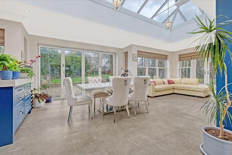 4 bedroom detached house for sale, Park Lane, Ramsden Heath, Billericay, Essex