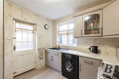 4 bedroom semi-detached house for sale, Compton Avenue, Gidea Park, RM2