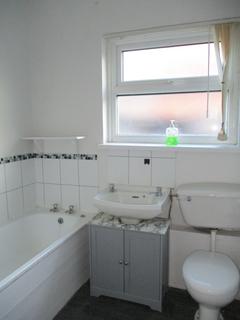 2 bedroom terraced house to rent, Longfield Road, Liverpool