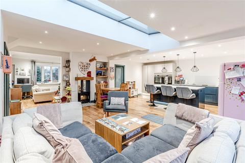 280 Broadway, Horsforth, Leeds, LS18 4EX