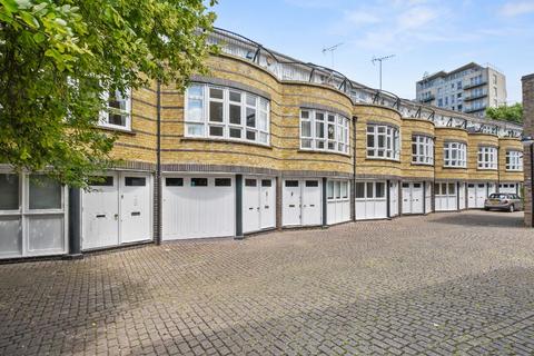 3 bedroom terraced house for sale, Rosemary Street, London