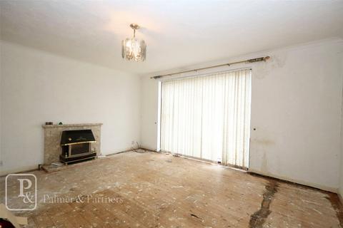 2 bedroom bungalow for sale, Alleyne Way, Jaywick, Clacton-on-Sea, Essex, CO15