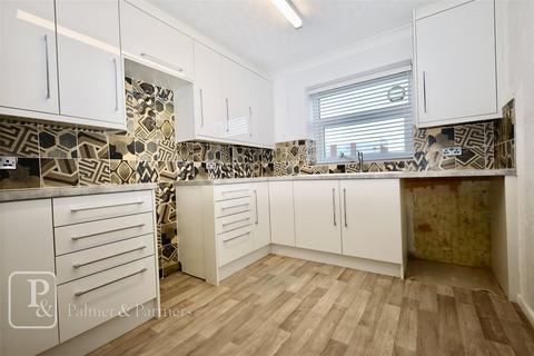 2 bedroom apartment for sale, Kings Parade, Holland-on-Sea, Clacton-on-Sea, Essex, CO15