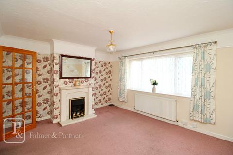 2 bedroom bungalow for sale, Kings Road, Clacton-on-Sea, Essex, CO15