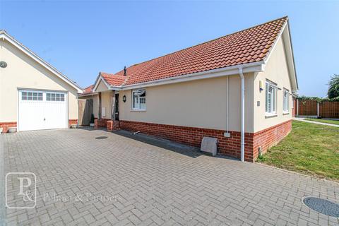 3 bedroom bungalow for sale, London Road, Clacton-on-Sea, Essex, CO16