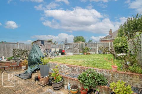 5 bedroom semi-detached house for sale, Valley Road, Clacton-on-Sea, Essex, CO15