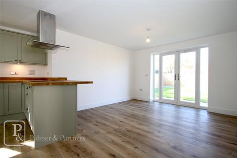 2 bedroom bungalow for sale, Madeleine Gardens, Great Holland, Frinton-On-Sea, CO13