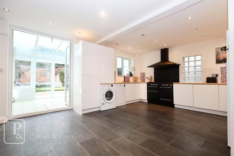 4 bedroom semi-detached house for sale, Valley Road, Clacton-on-Sea, Essex, CO15