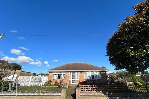 2 bedroom bungalow for sale, Windermere Road, Holland-On-Sea, Clacton-On-Sea, CO15