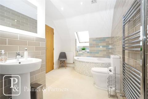 3 bedroom terraced house for sale, Kirby Road, Great Holland, Frinton-on-Sea, Essex, CO13