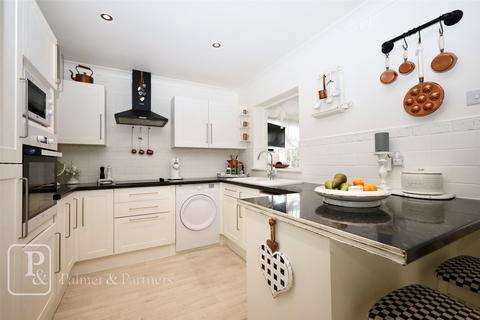 2 bedroom semi-detached house for sale, Viking Way, Holland-on-Sea, Clacton-on-Sea, Essex, CO15