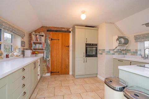 4 bedroom detached house for sale, Drake Street, Welland, Malvern, Worcestershire, WR13 6LN