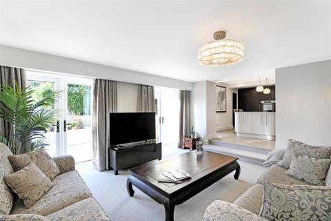 undefined, Hall Lane, Chapelthorpe, Wakefield, West Yorkshire, WF4