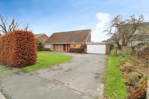 4 bedroom bungalow to rent, Ledgate Lane, Leeds LS25