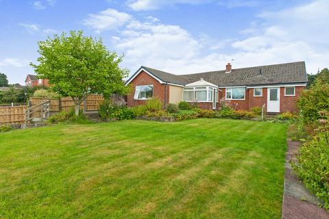 3 bedroom bungalow to rent, Fieldside Avenue, Chorley PR7